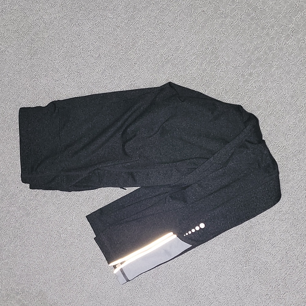 T by Talbots Women's Activewear grey leggings MP